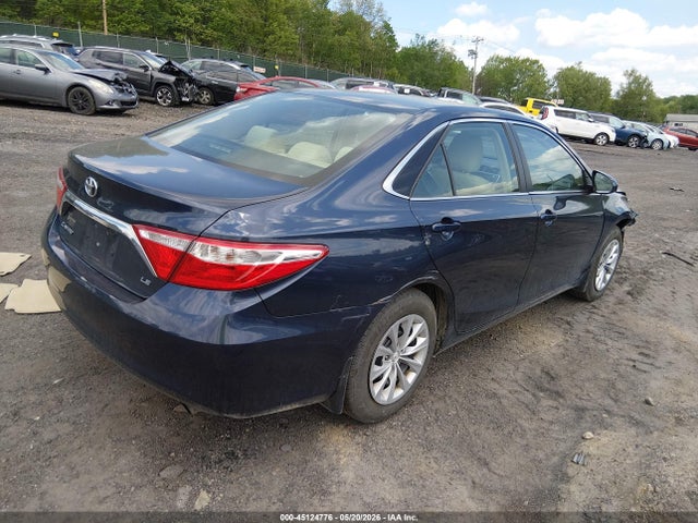 Toyota Camry Le