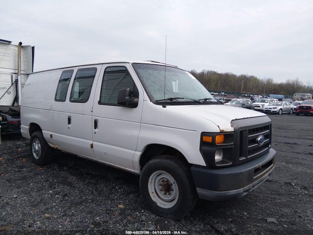 Salvage Ford E-250 Image