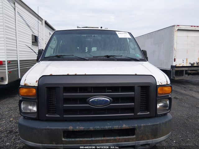 Ford E-250 Commercial