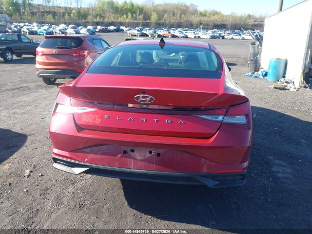 Hyundai ELANTRA Sel
