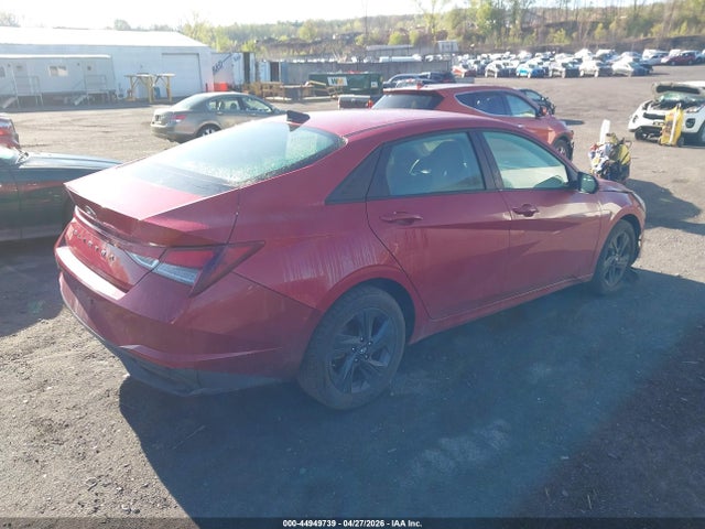 Hyundai ELANTRA Sel
