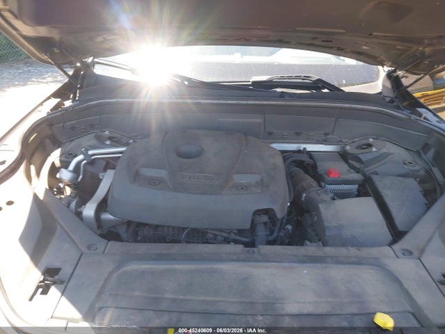 Volvo XC90 T6 Momentum