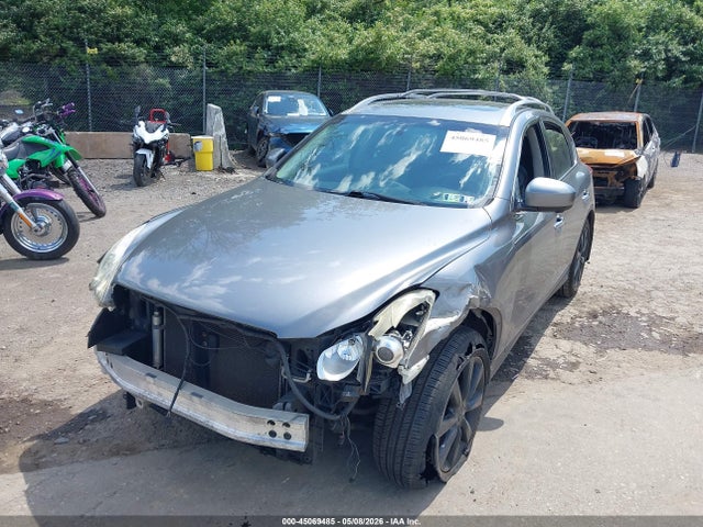 INFINITI Ex Journey