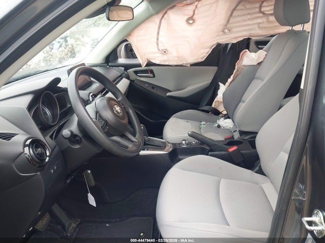 Toyota Yaris L
