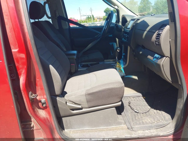 Nissan Pathfinder S