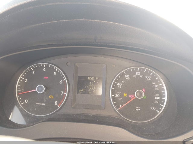 Volkswagen Jetta 2.5l Se