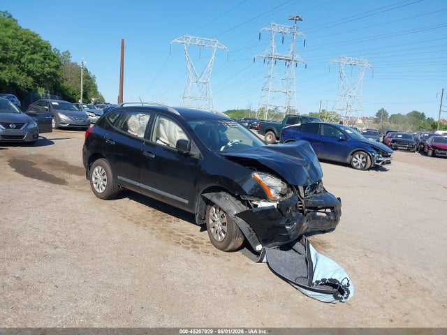 Salvage Nissan Rogue Image