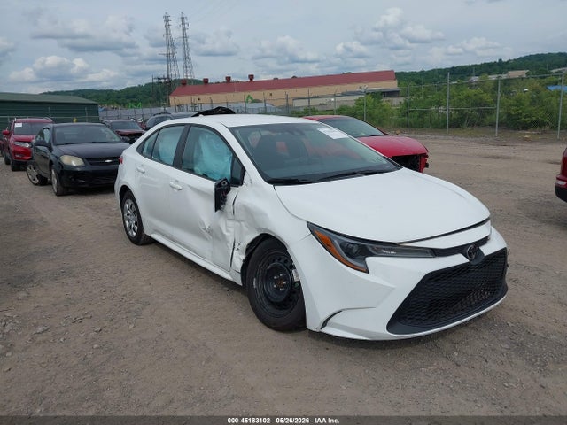 Salvage Toyota Corolla Image