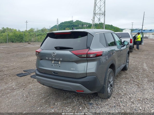 Nissan Rogue S Intelligent Awd