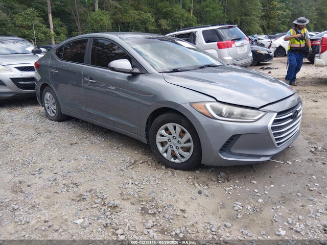 Salvage Hyundai ELANTRA Image