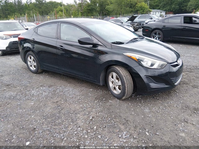 Salvage Hyundai ELANTRA Image