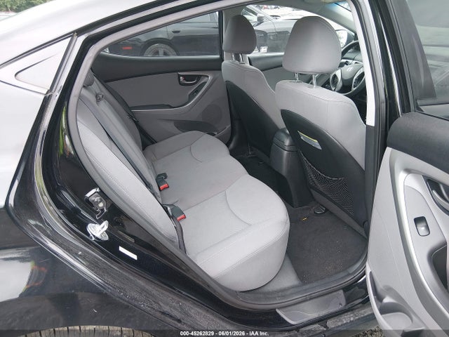 Hyundai ELANTRA Se