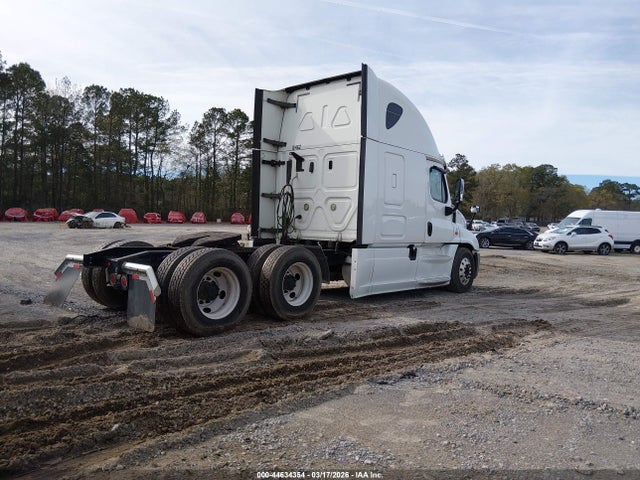 Freightliner Cascadia 125