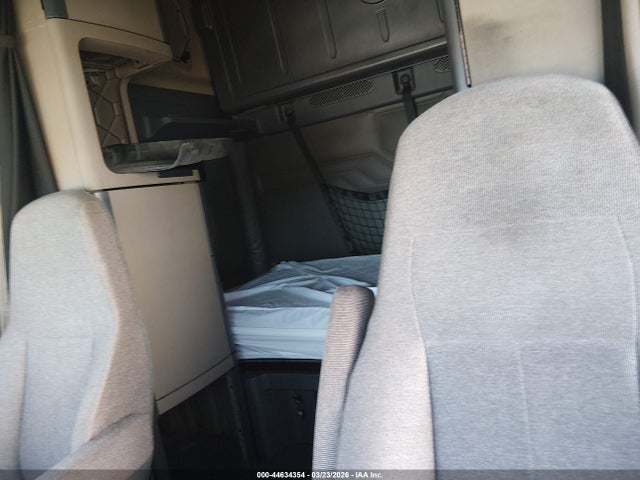 Freightliner Cascadia 125