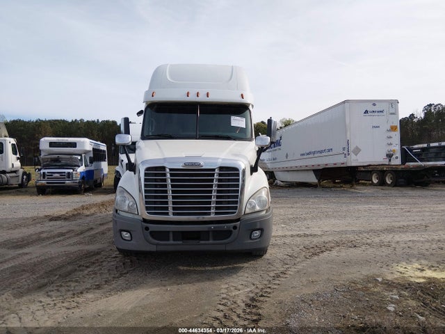 Freightliner Cascadia 125