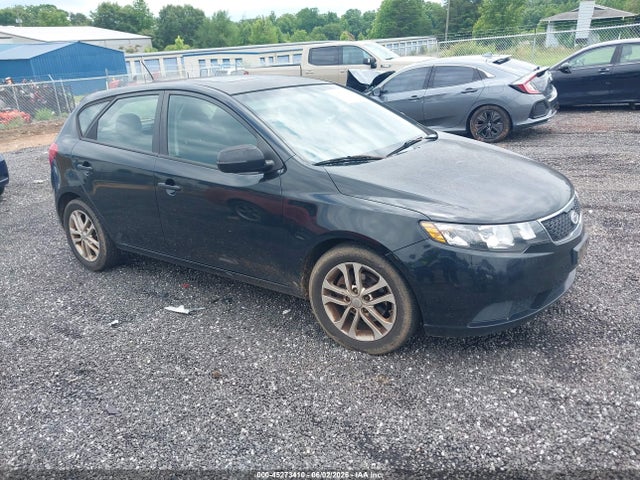 Salvage Kia Forte Image