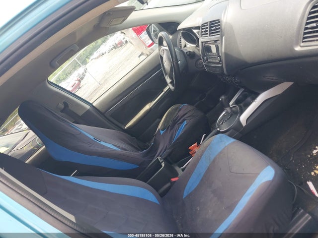 Mitsubishi Outlander Es