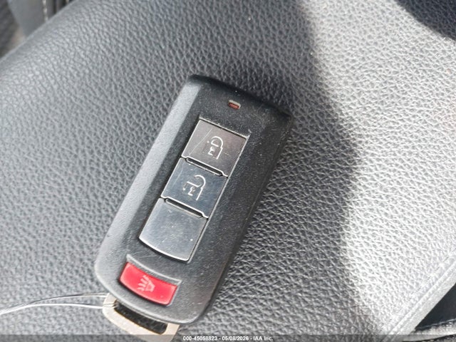 Mitsubishi Outlander Se