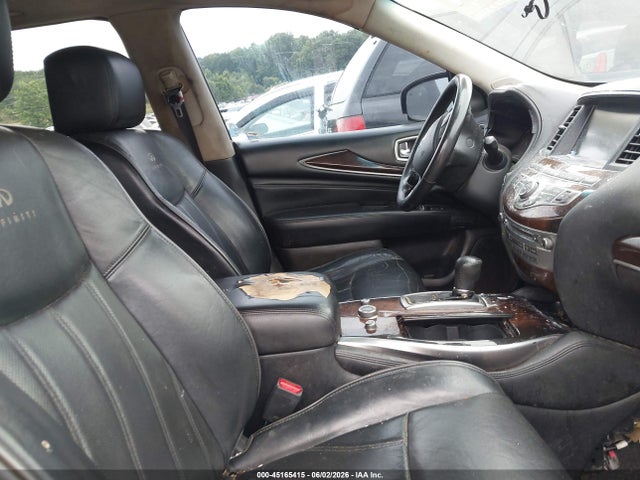 INFINITI Qx