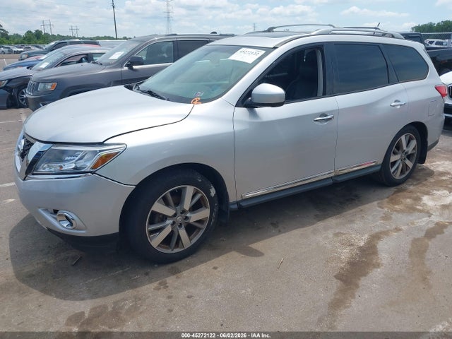 Nissan Pathfinder Platinum