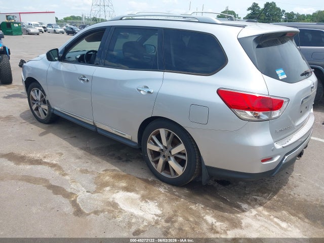 Nissan Pathfinder Platinum
