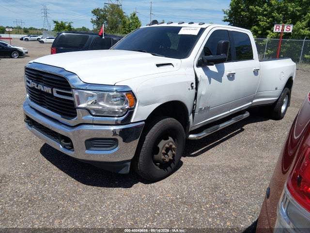 Ram 3500 Big Horn  4x4 8' Box