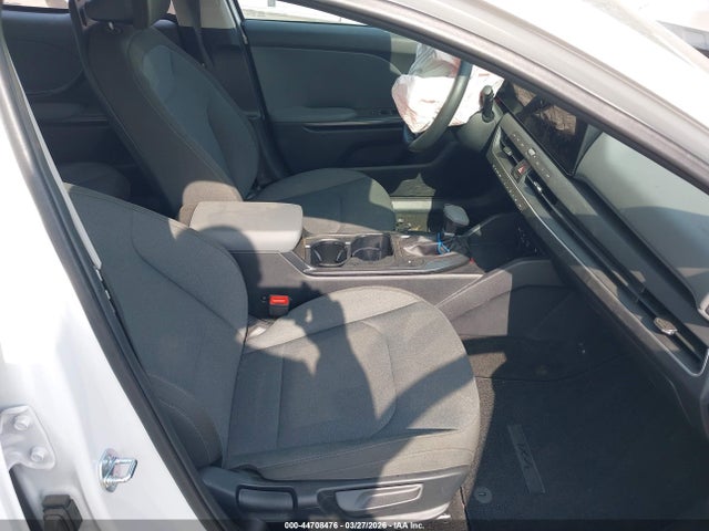 Kia K4 Lxs