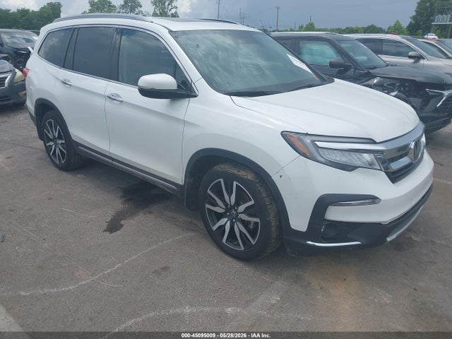 Salvage Honda Pilot Image