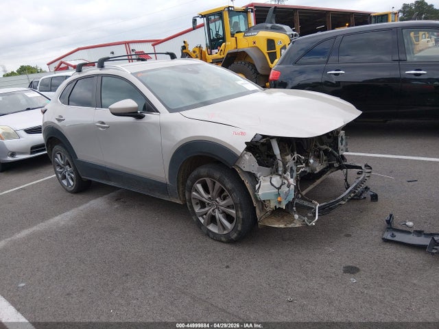 Salvage Mazda Cx Image