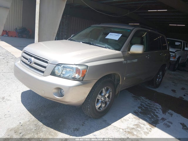Toyota Highlander V6