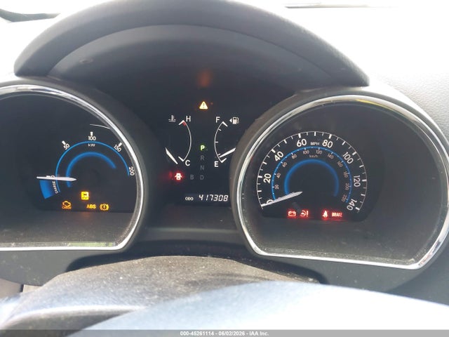 Toyota Highlander Base V6