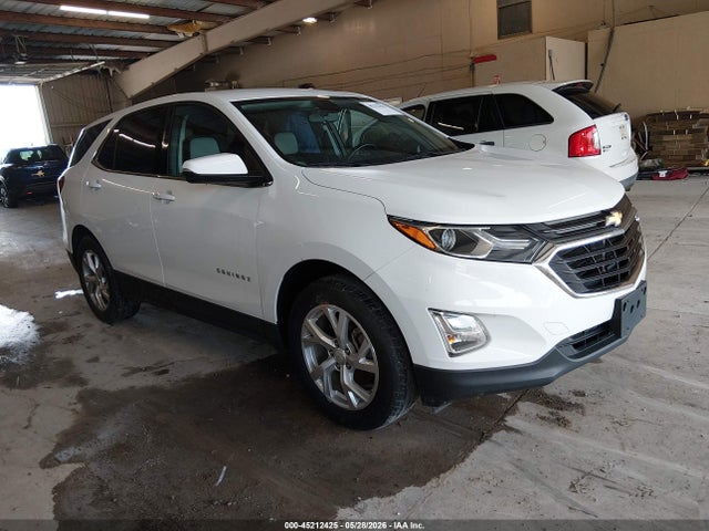 Salvage Chevrolet Equinox Image