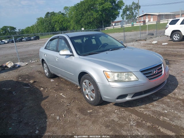 Salvage Hyundai SONATA Image