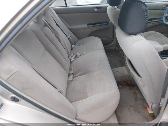Toyota Camry Std