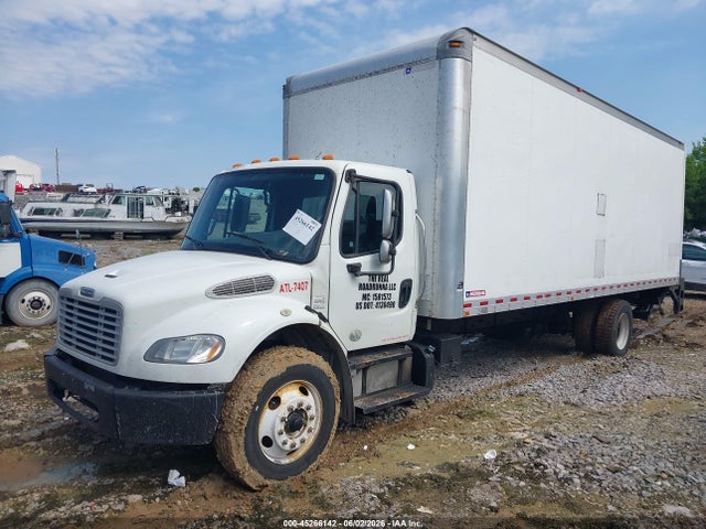 Freightliner M2 106