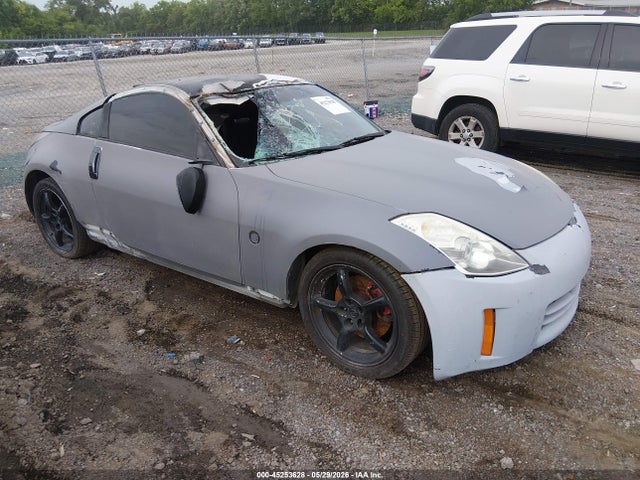 Salvage Nissan 350Z Image