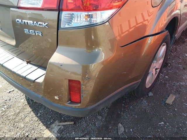 Subaru Outback 3.6r Limited