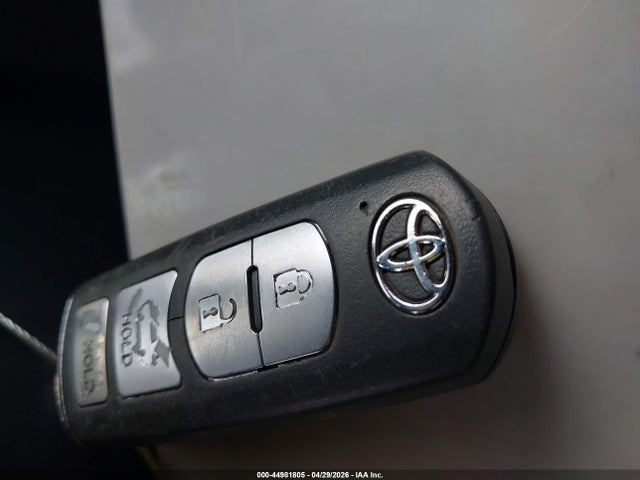 Toyota Yaris Le