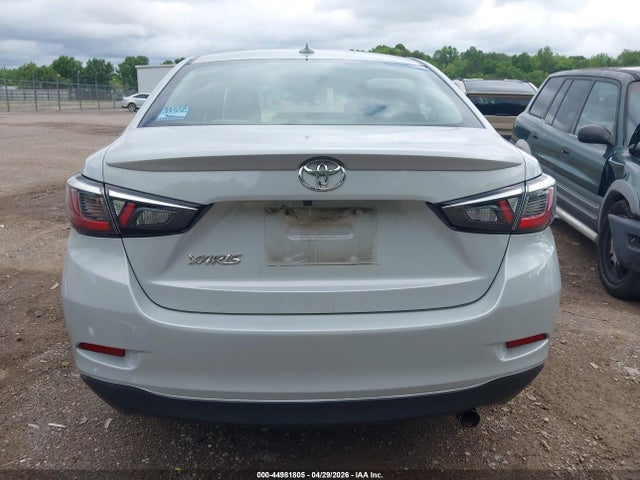 Toyota Yaris Le