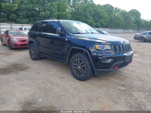 Salvage Jeep Grand Cherokee Image