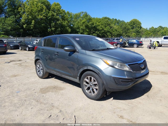 Salvage Kia Sportage Image