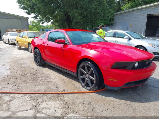 Salvage Ford Mustang Image