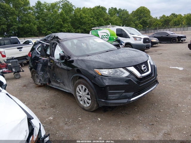 Salvage Nissan Rogue Image