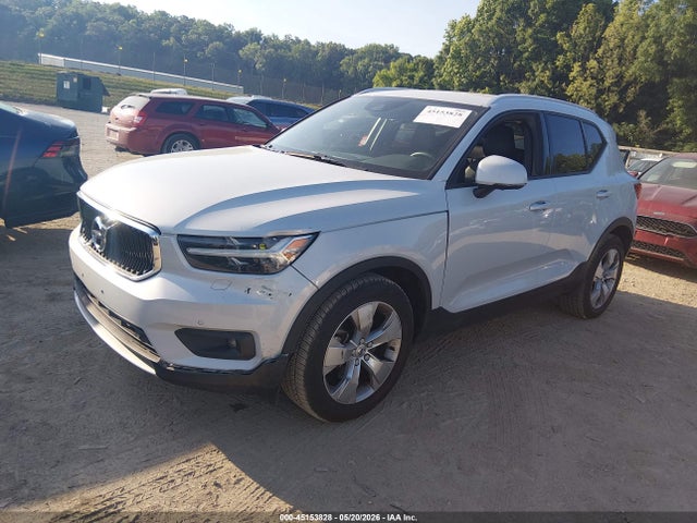 Volvo XC40 T5 Momentum