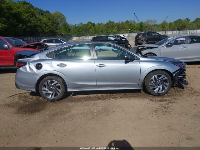 Subaru Legacy Touring Xt