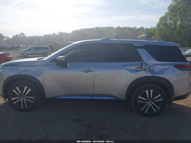 Nissan Pathfinder Platinum Fwd