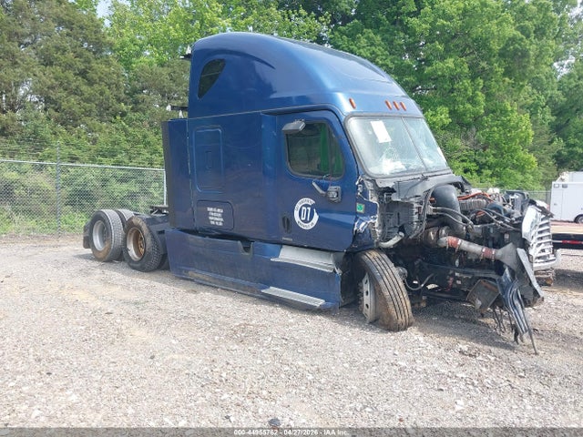 Salvage Freightliner Cascadia 125 Image