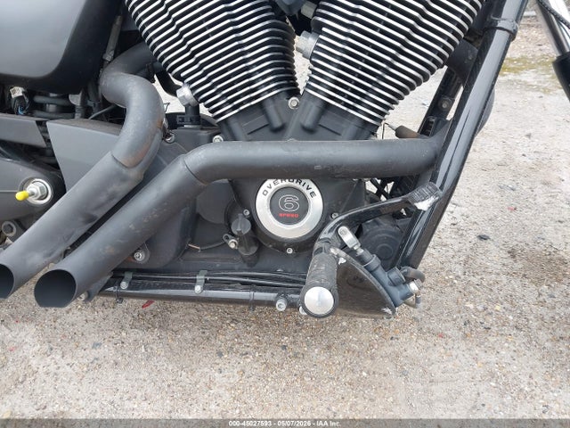 Victory Motorcycles High-ball