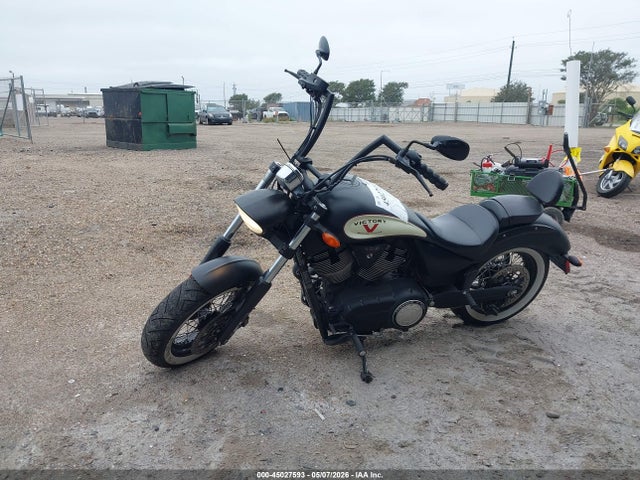 Victory Motorcycles High-ball