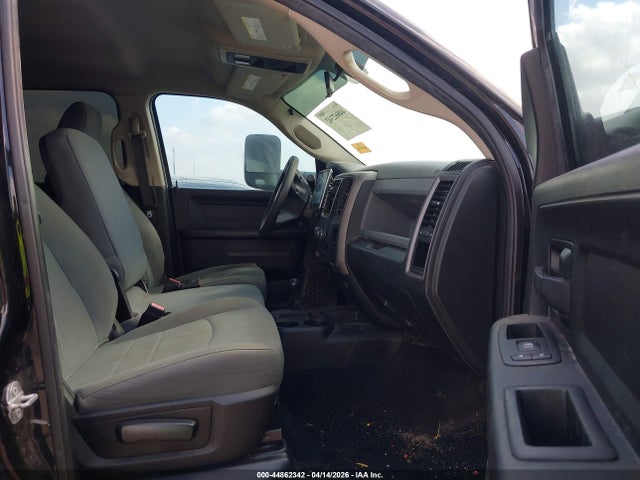 Ram 2500 Tradesman  4x4 6'4 Box
